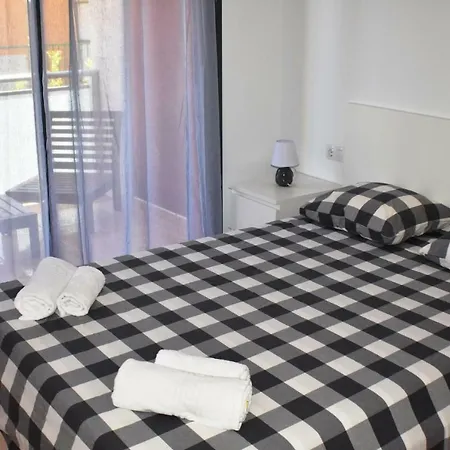 Sergi Apartment